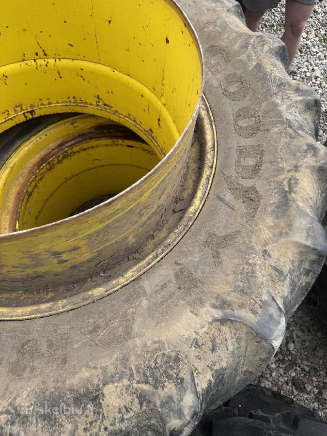 Goodyear 620/70r42 dubliai su perėjimu į R38 - nuotraukos Nr. 4