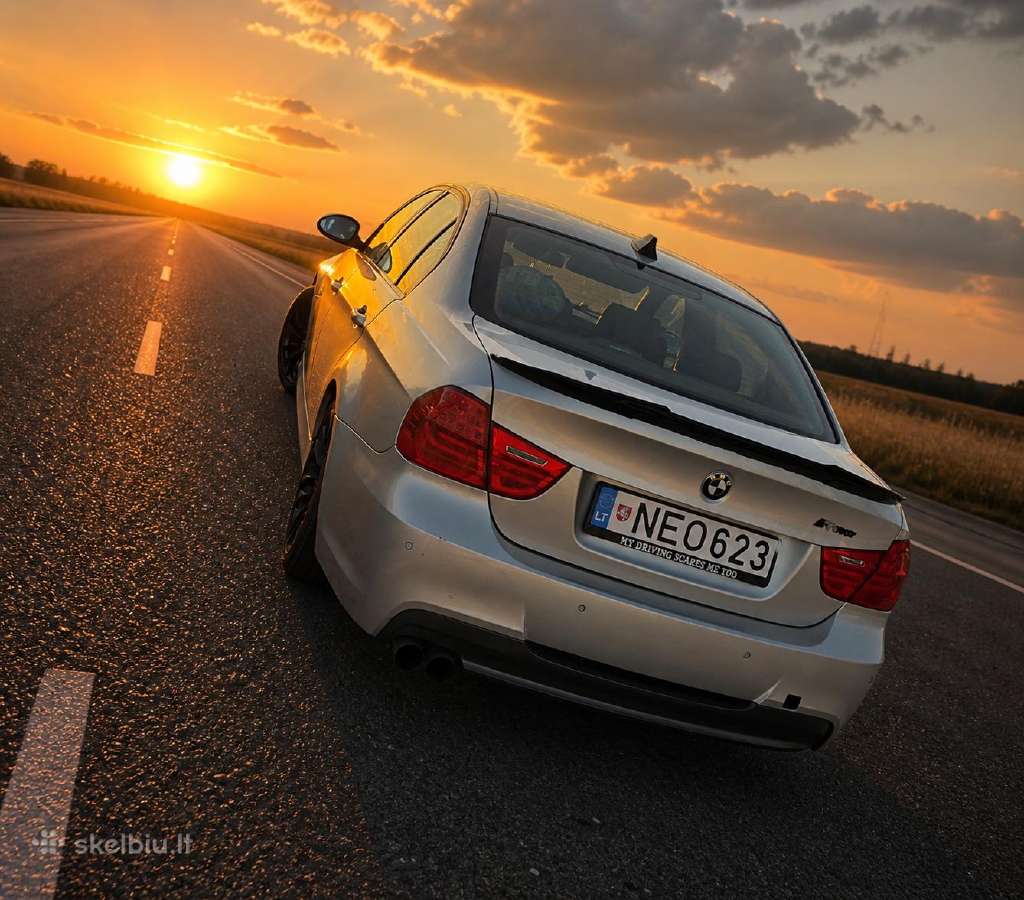 Bmw 320i e90