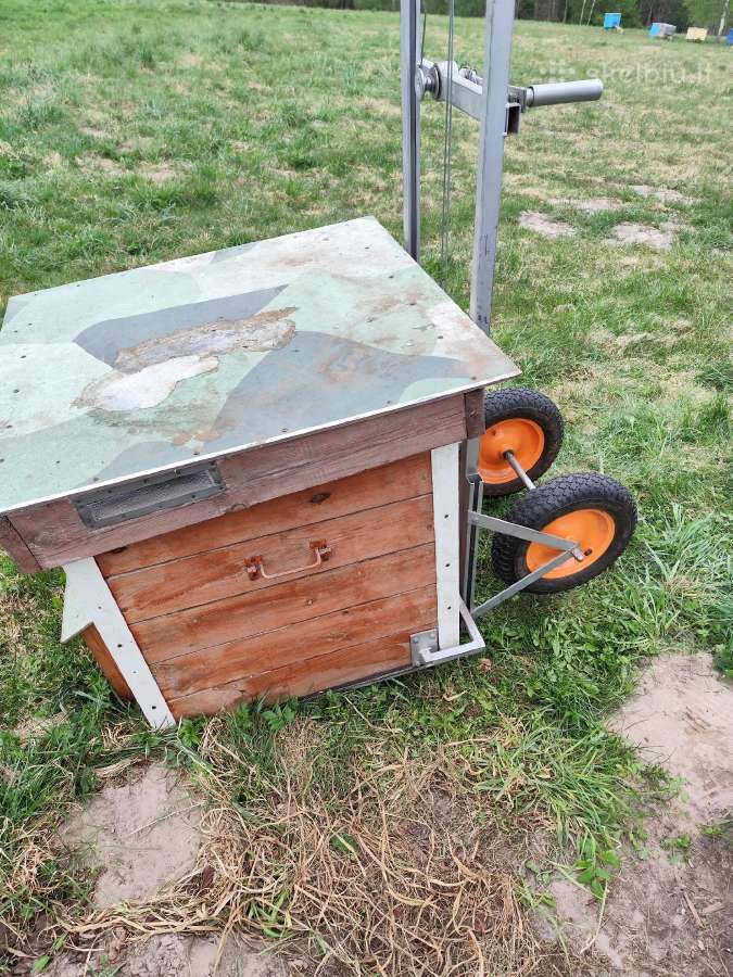 Medsukiai, bitininkystės įranga - nuotraukos Nr. 15
