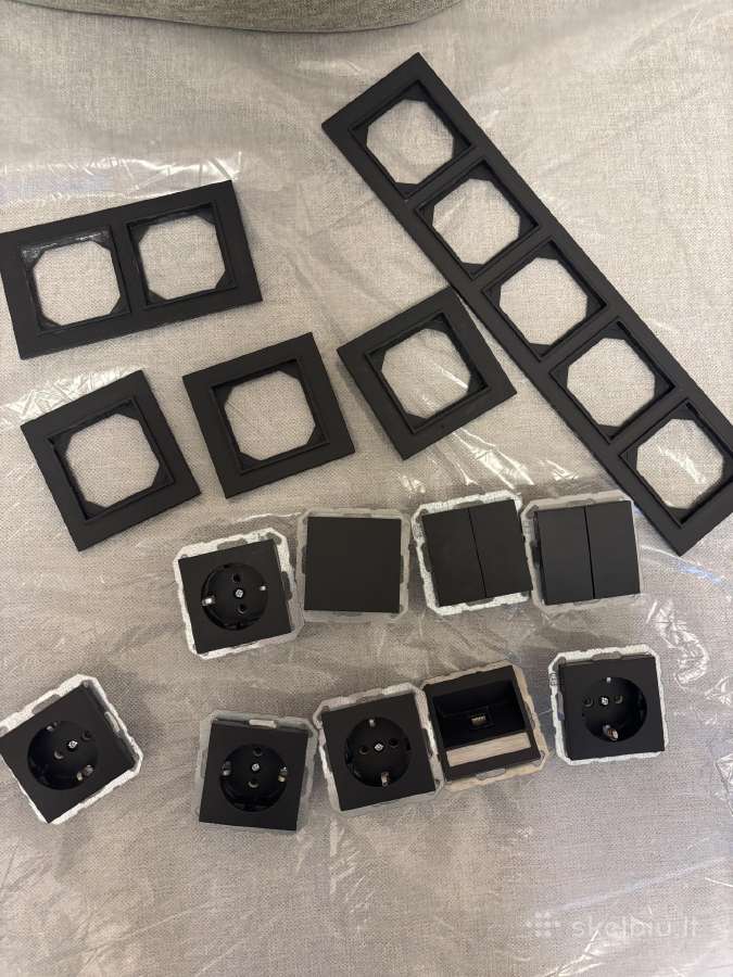 Vilma qr 1000 quadrum rozetes ir jungikliai