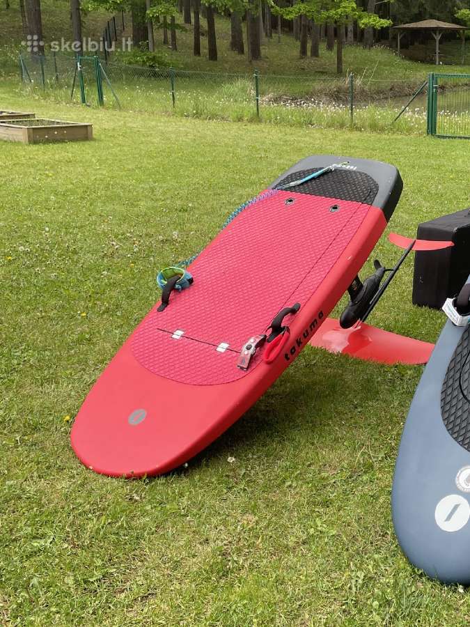 Takuma efoil elektrinis hidrofoilas