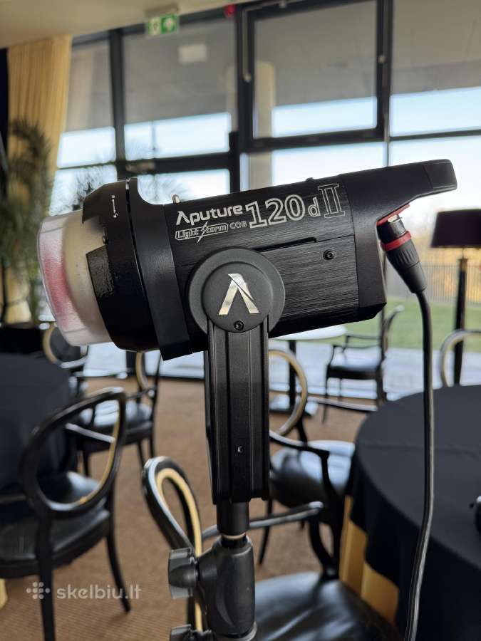 Aputure 120d II