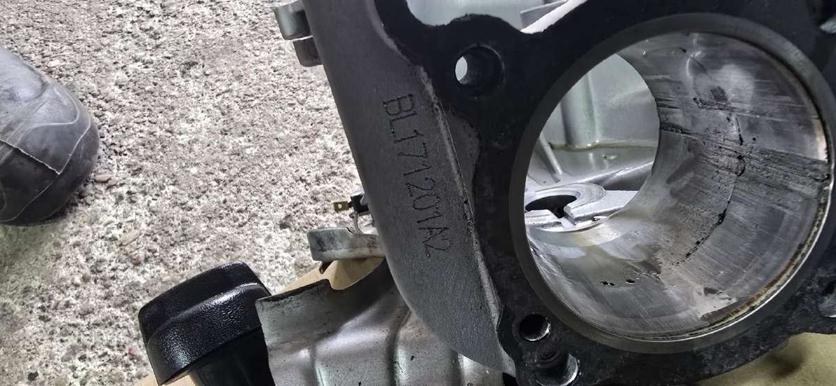 Briggs & stratton 775 variklis dalimis - nuotraukos Nr. 3