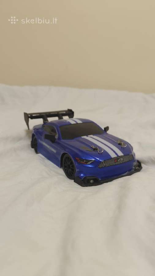 RC drift mašinėlė