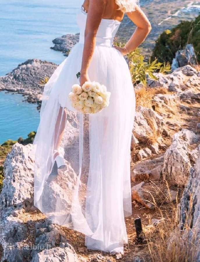 Vestuvinė suknelė