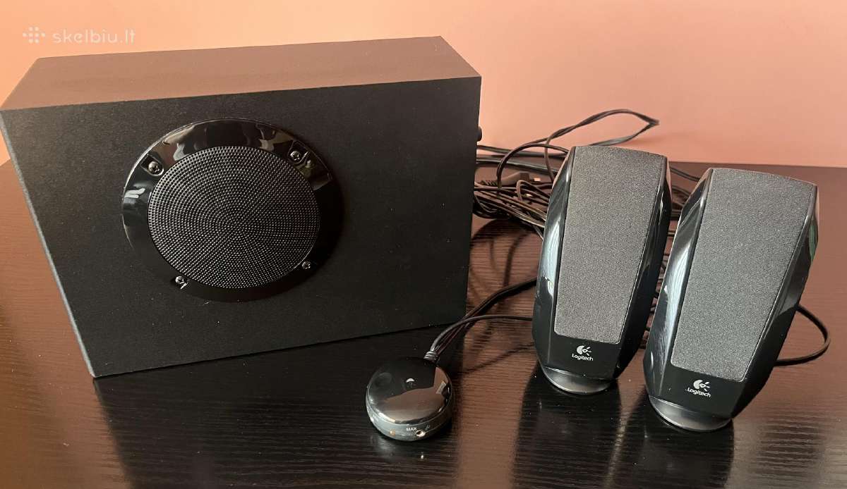 Logitech S-220