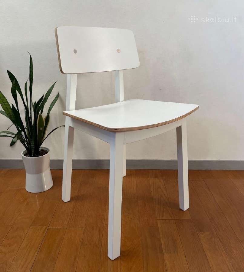 Ikea Sigurd dvi baltos kėdės