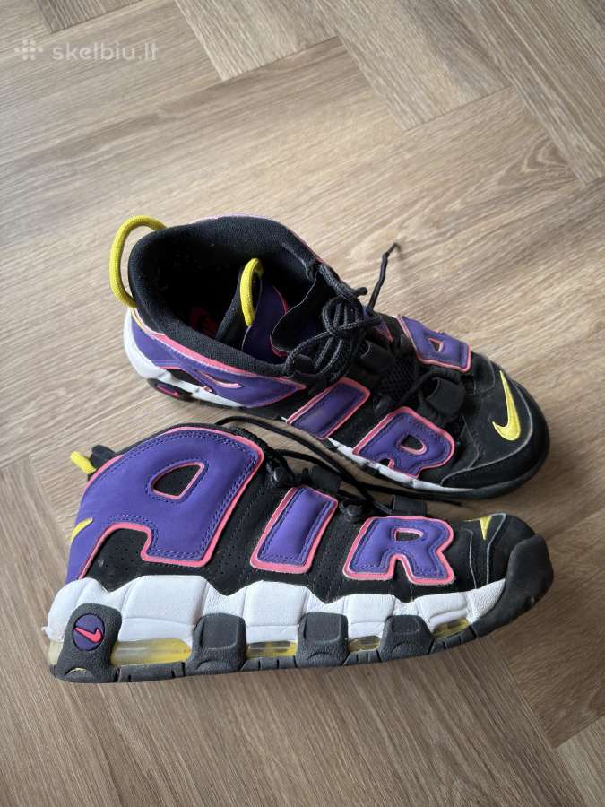 Nike air more uptempo