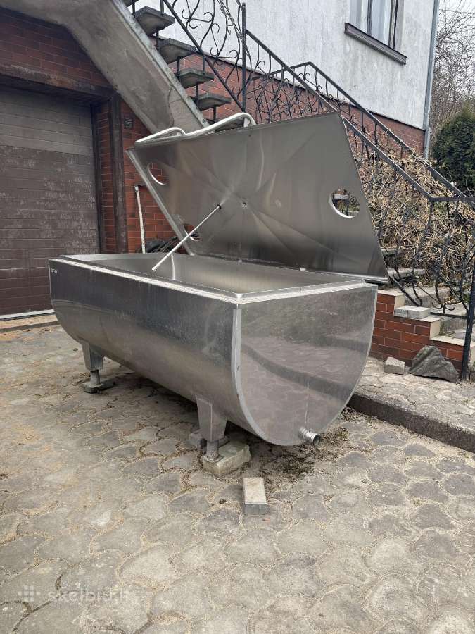 Pieno šaldytuvo 1060l talpa