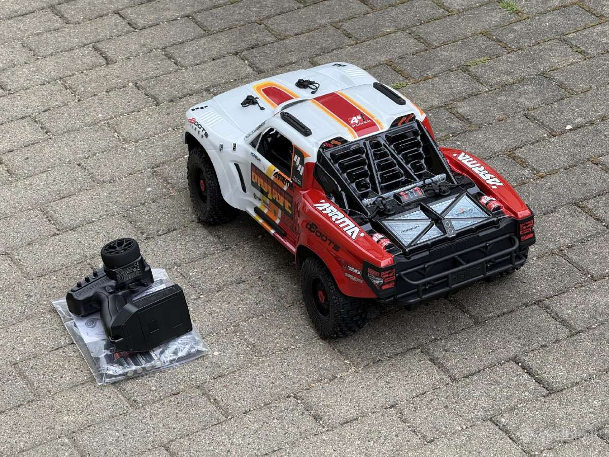 Arrma Mojave 4x4 Blx 4S 1/8 Offroad RC Automodelis - nuotraukos Nr. 5