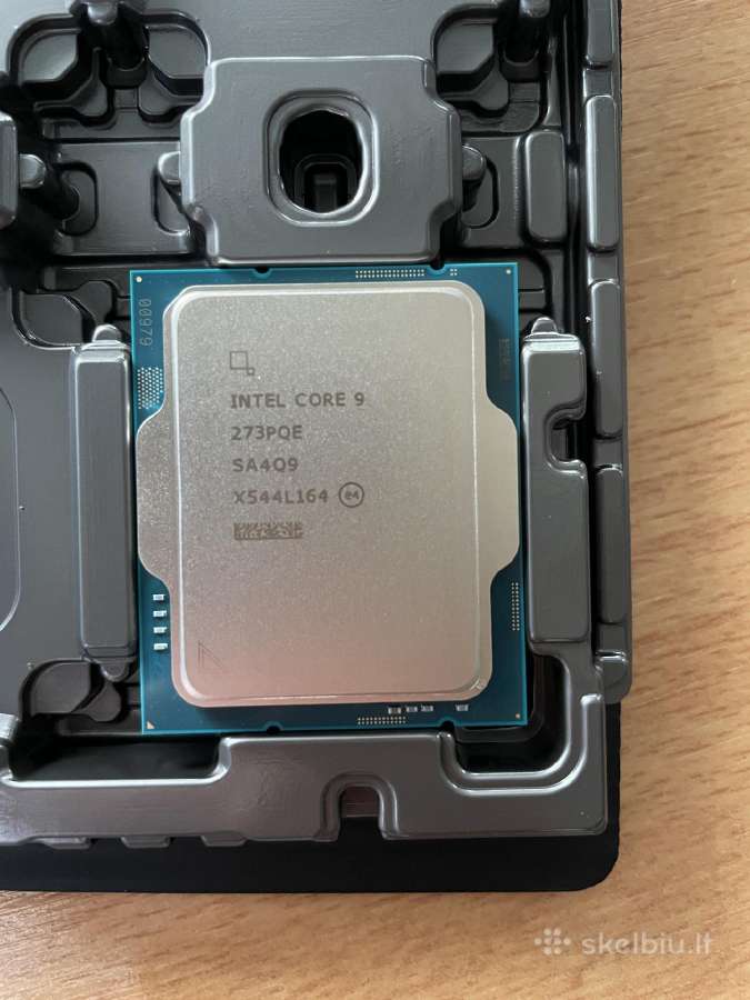 Intel Core 9 273 Pqe