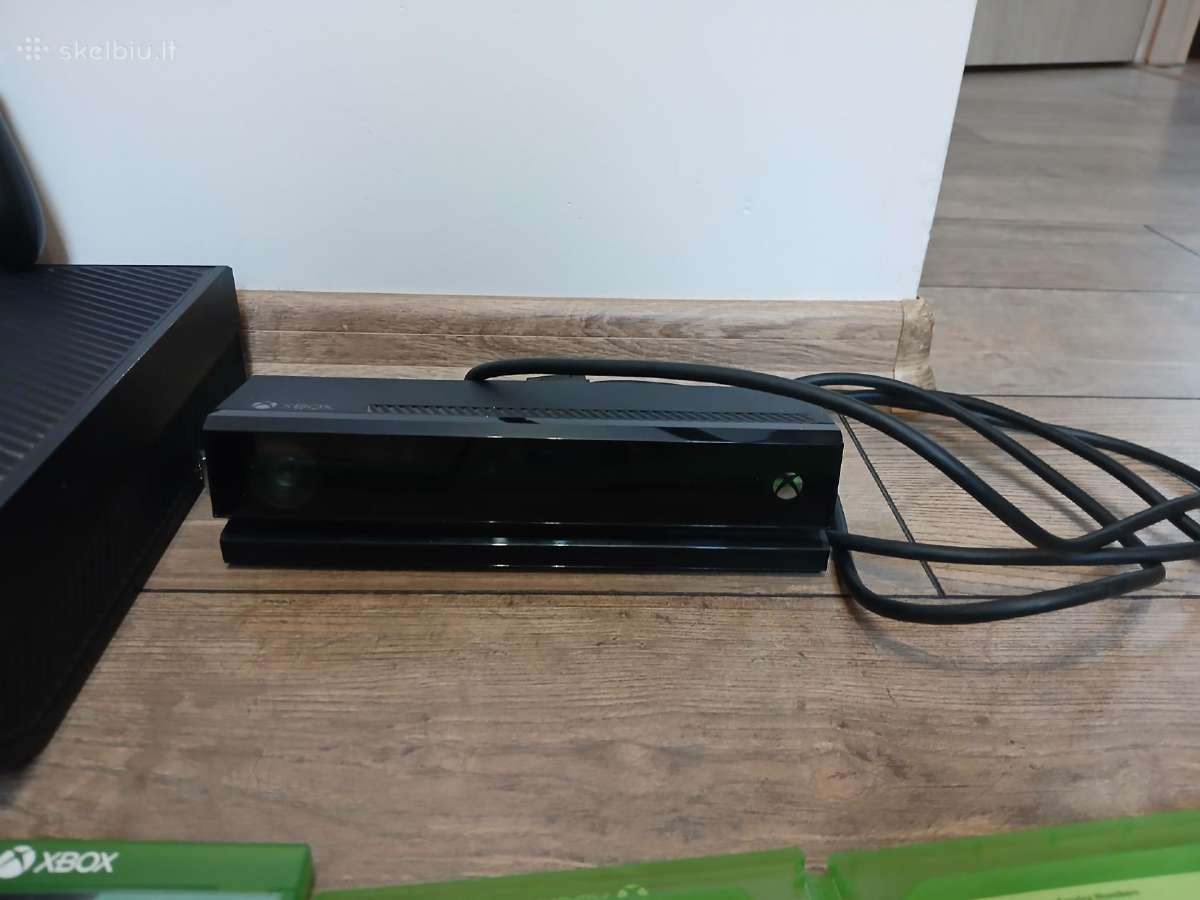 Parduodu xbox one su žaidimais ir vienu pulteliu - nuotraukos Nr. 2