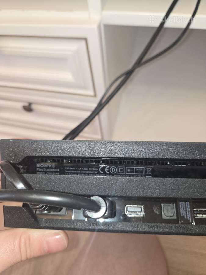 Playstation 4 Pro Cuh-7216b 1tb - nuotraukos Nr. 2