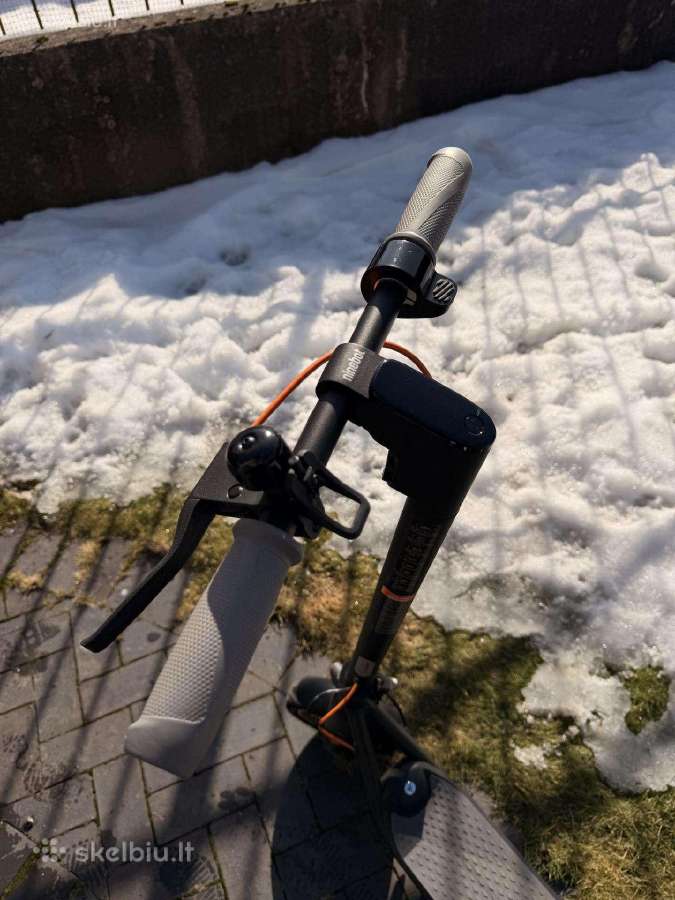 Ninebot F30 elektrinis paspirtukas - nuotraukos Nr. 2