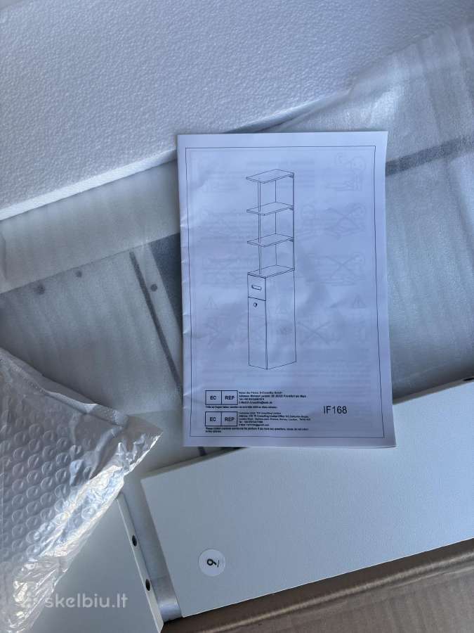 Nauja ikea stiliaus balta vonios lentyna-spintelė