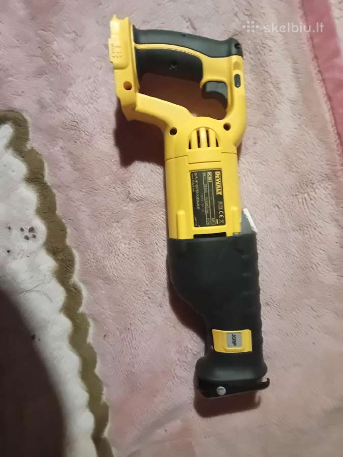 Siaurapjuklys Dewalt dc385