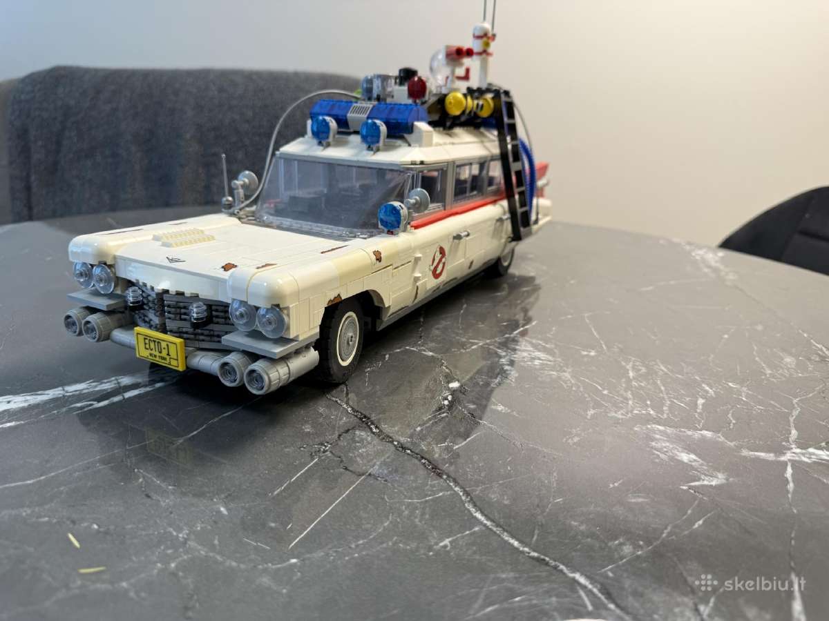 Lego Ghostbusters Ecto-1