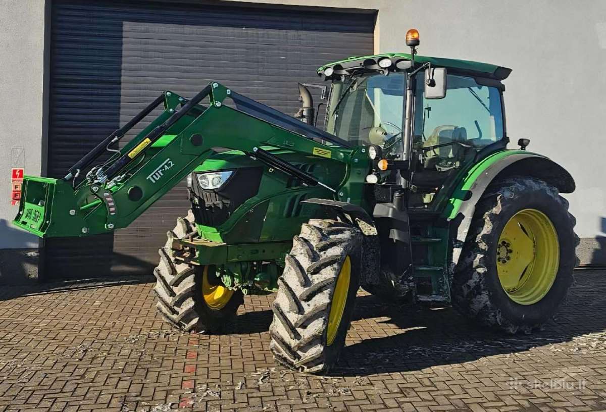 Frontaliniai krautuvai John Deere traktoriams