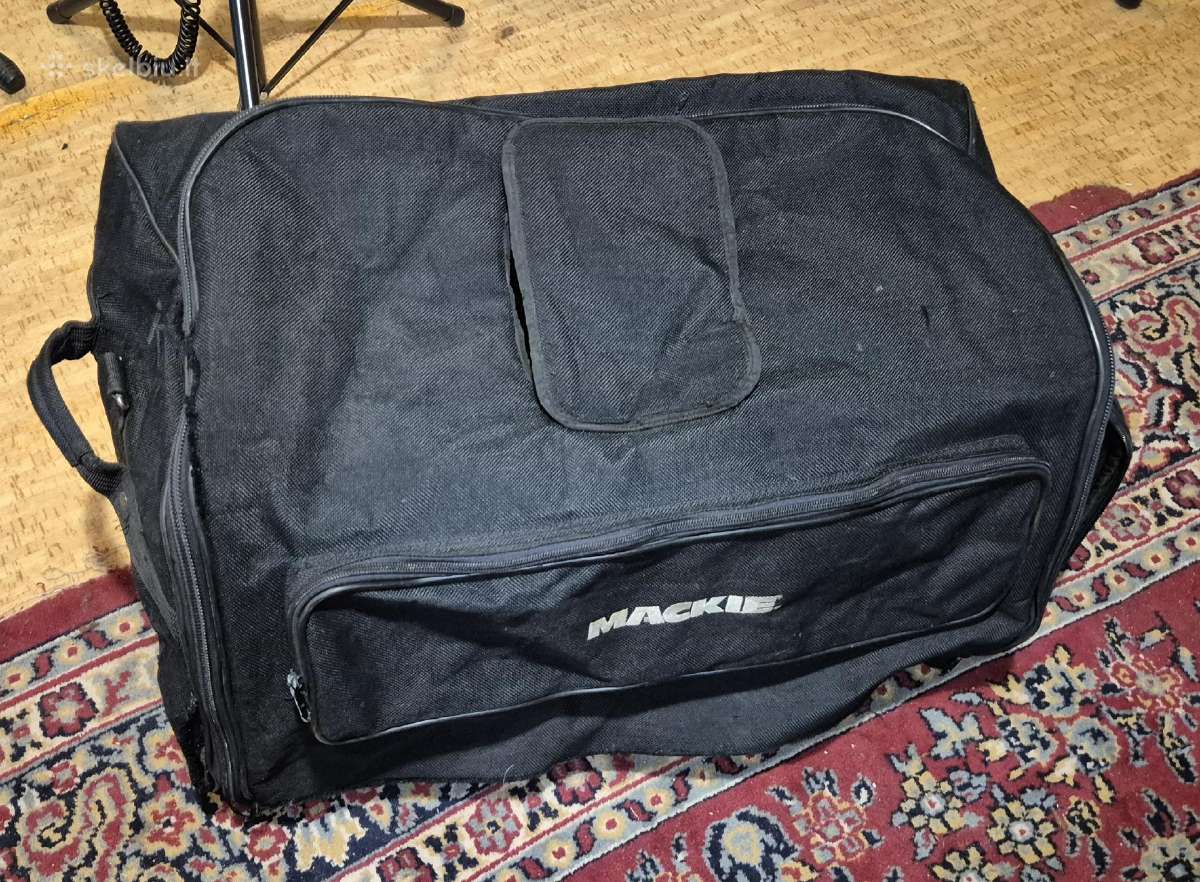 Kolonėlės Mackie srm450 v1 dėklas