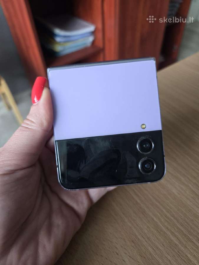 Samsung flip4