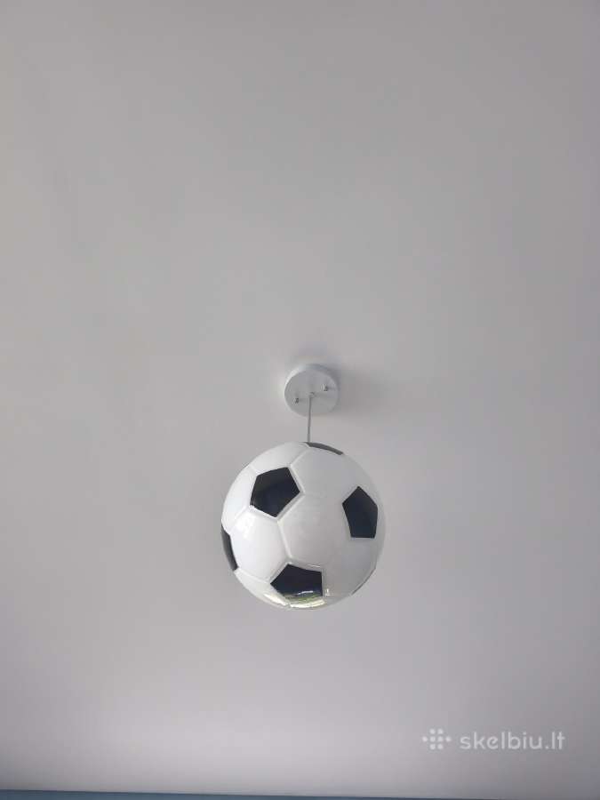 Šviestuvas futbolo kamuolys
