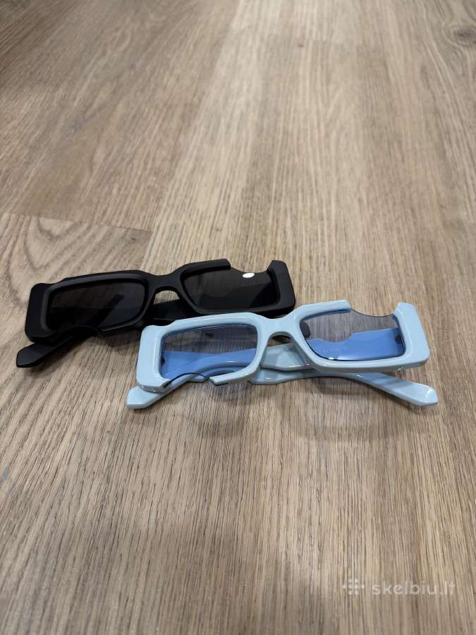 Off-white saules akiniai