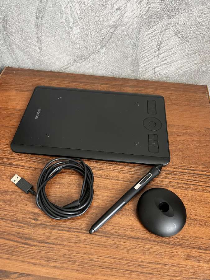 Wacoom Intuos Pro S - grafinė plančetė