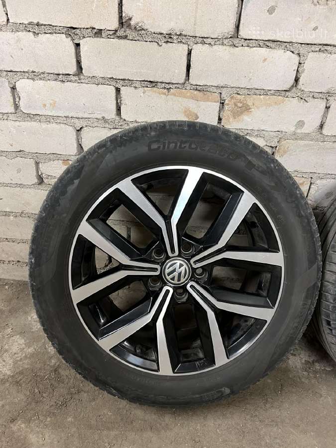 VW R17 lieti ratlankiai “nivelles su padangom