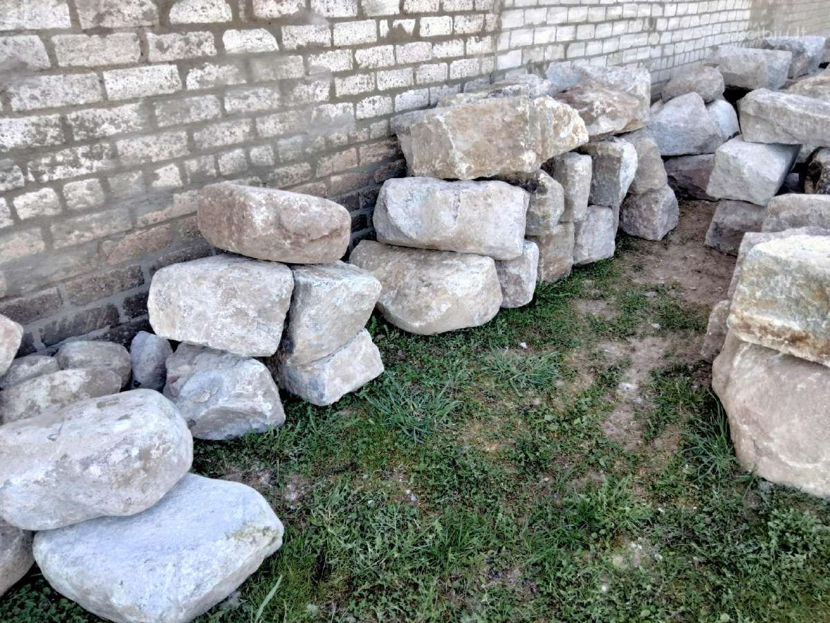 Parduodu rankų darbo skaldytus/tašytus akmenis - nuotraukos Nr. 7