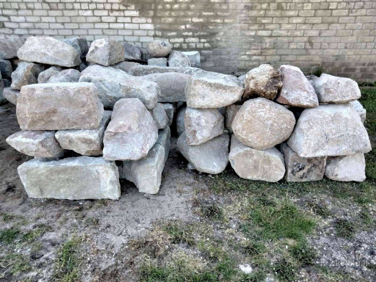 Parduodu rankų darbo skaldytus/tašytus akmenis - nuotraukos Nr. 13
