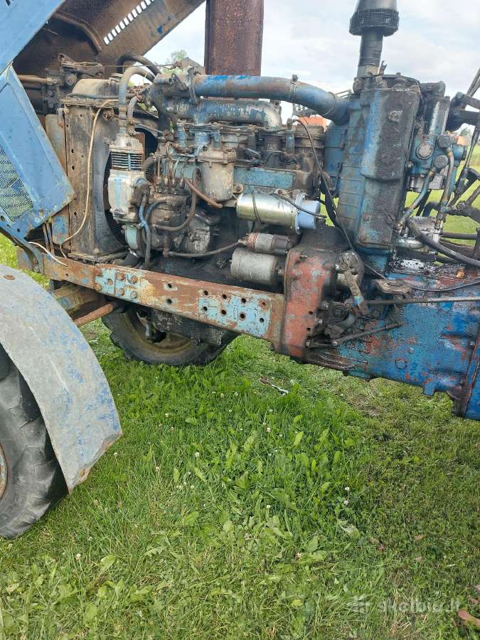 Mtz-82 UK .1992m su dokumentais