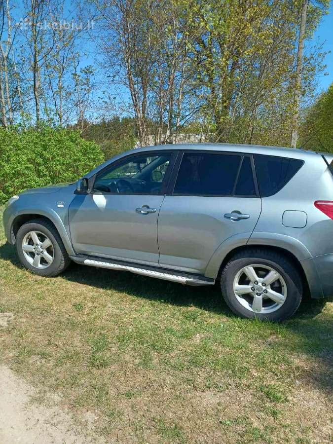 Toyota Rav 4 - nuotraukos Nr. 2