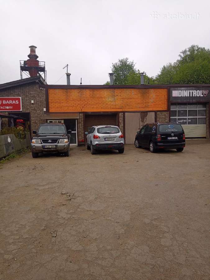 Nuomuoju patalpas , buvusias automobilių plovyklos