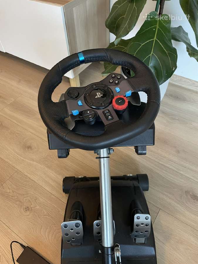 Logitech G29 vairas + Wheel Stand Pro stendas (Ps5