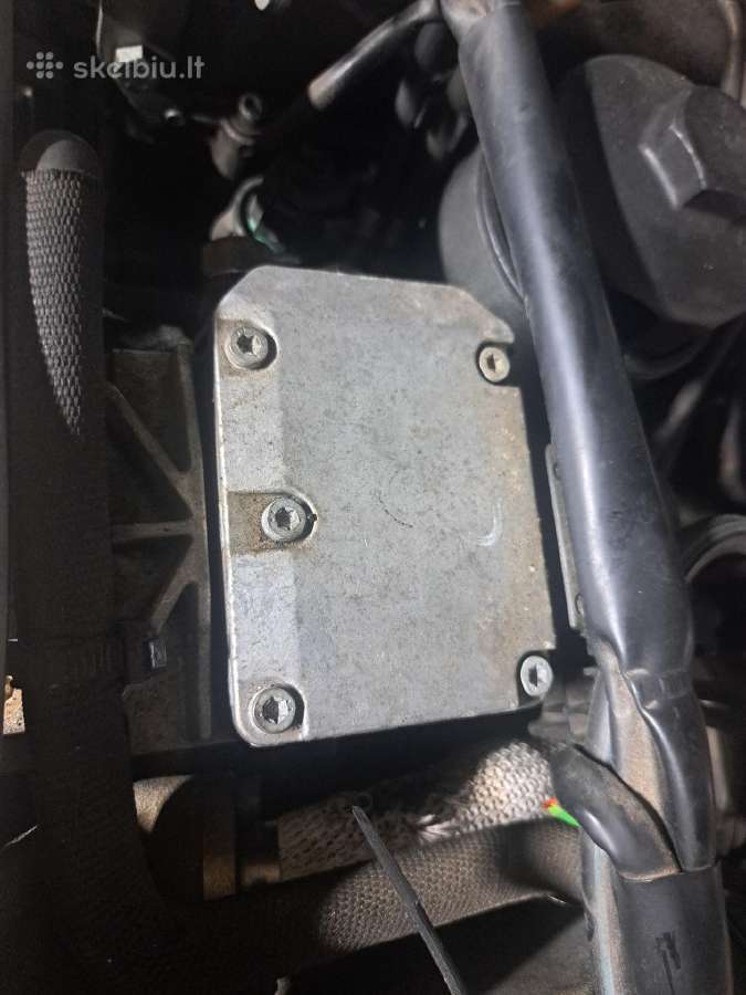 Parduodu kuro siurblį Passat 2.5tdį 132kw