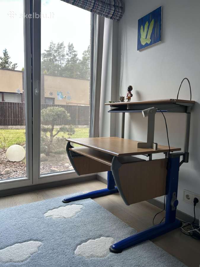 Moll rašomasis stalas ir kėdė