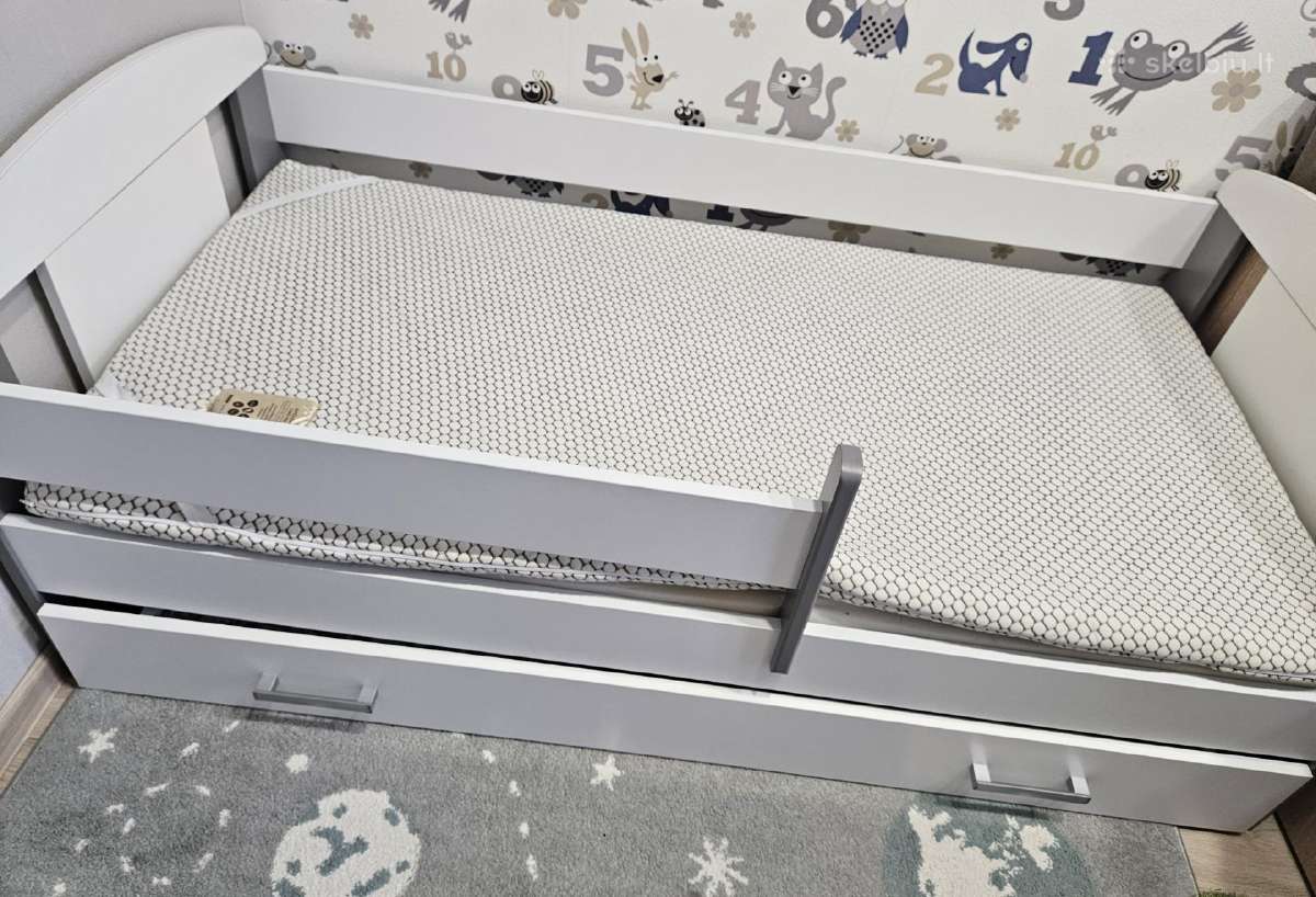 Vaikiška lova 80160