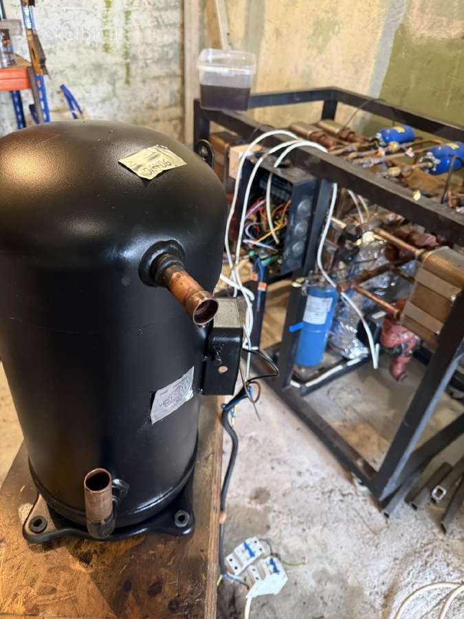 Daikin 8hp kompresorius.