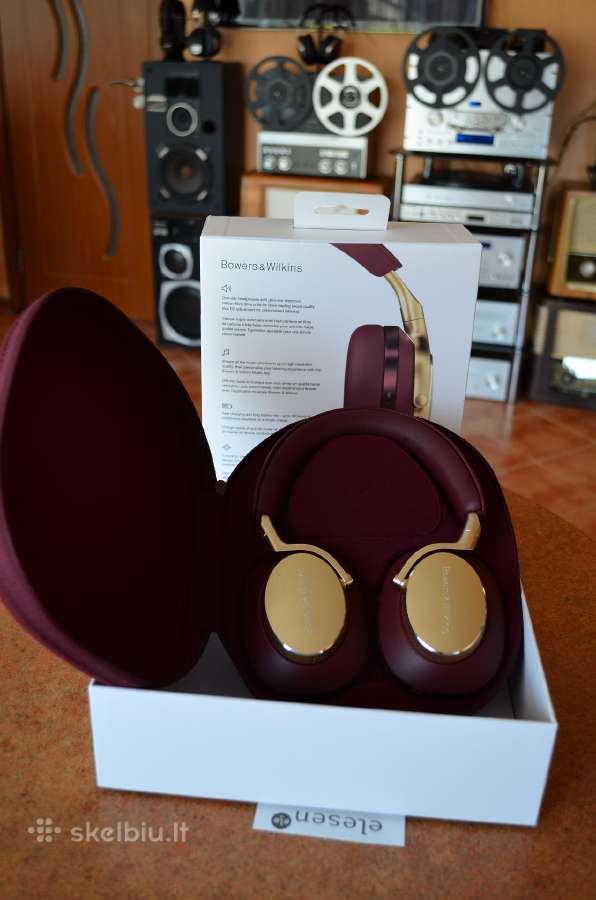 Bowers & Wilkins Px8