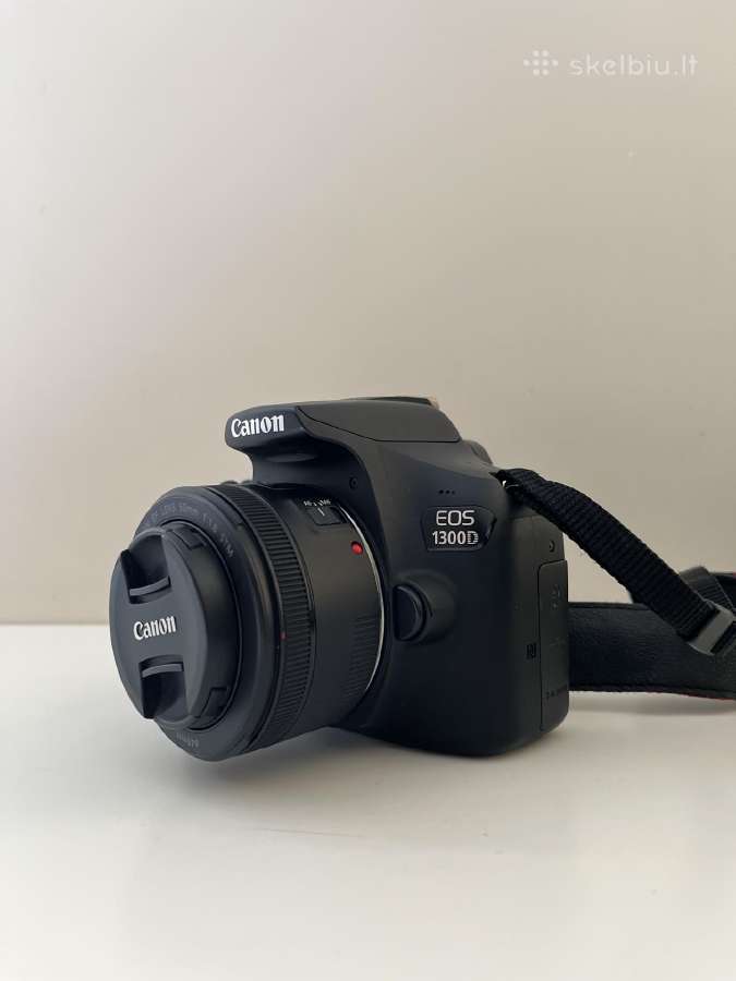 Canon EOS 1300d fotoaparatas