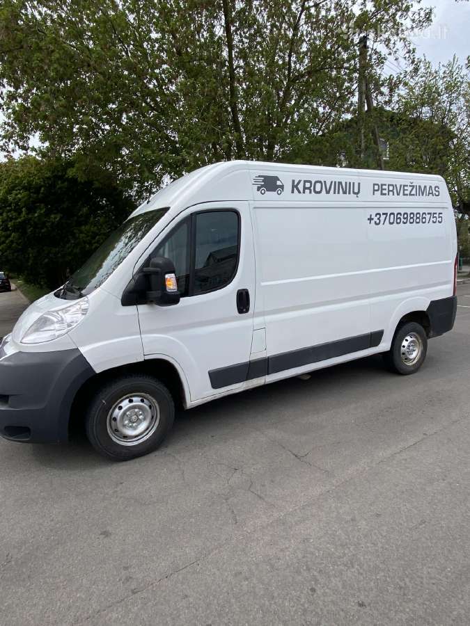 Krovinių pervežimas krovininiu mikroautobusu