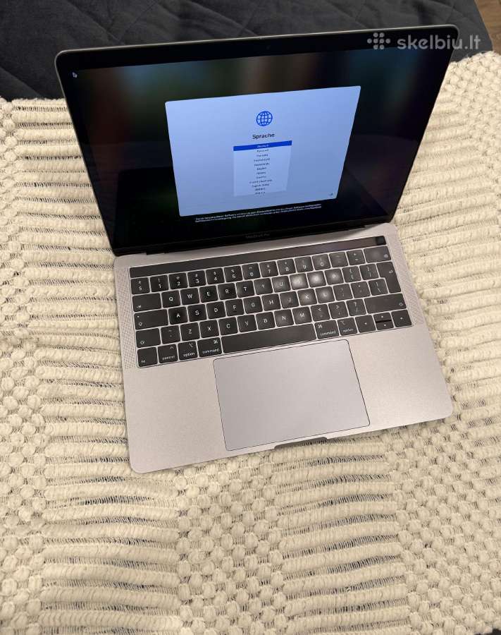 MacBook Pro 13 2019