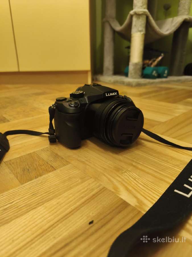 Lumix Fz2000
