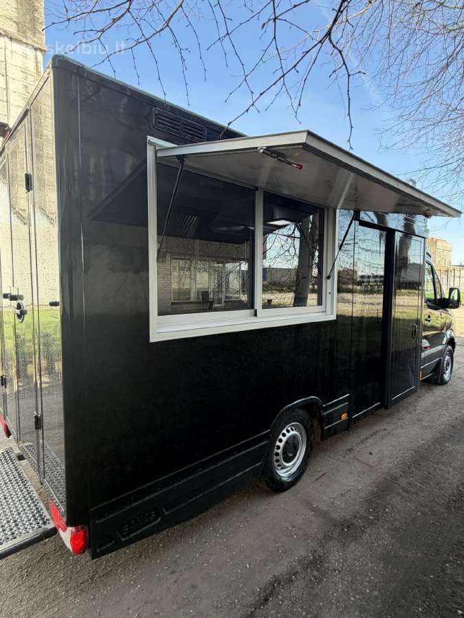 Mercedes Benz Sprinter 2011 food truck