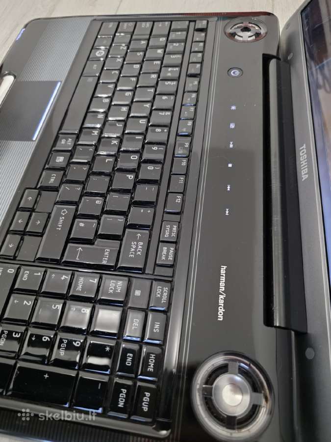 Toshiba Satellite P300 - nuotraukos Nr. 3