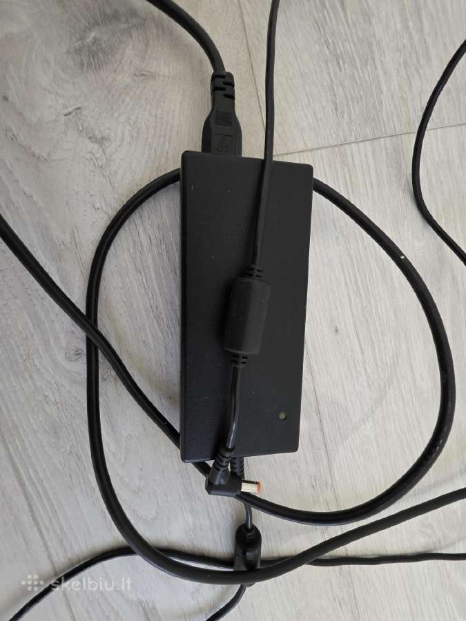 Toshiba Satellite P300 - nuotraukos Nr. 10