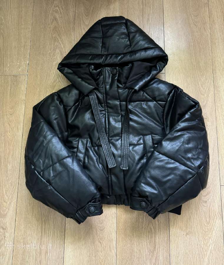 Parduodu oversize striukyte