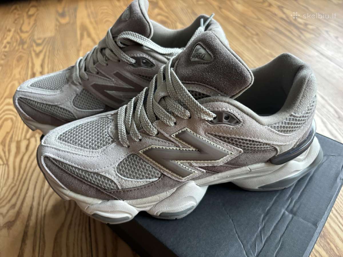New Balance 9060
