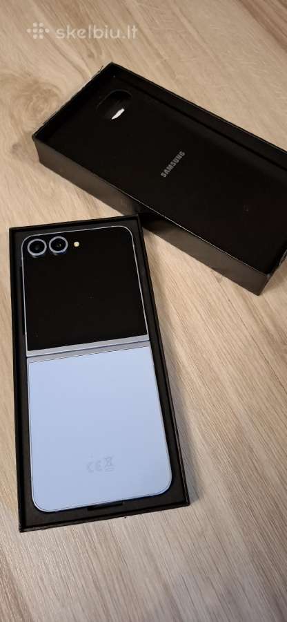Samsung galaxy Z Flip 6