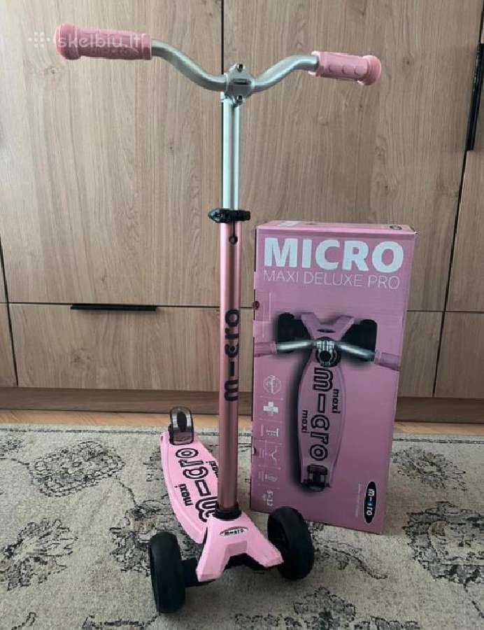 Maxi Micro Deluxe Pro paspirtukas